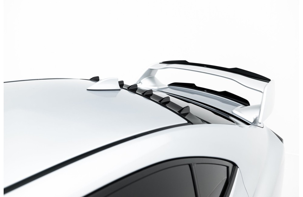 The extension of the rear window Subaru WRX STI Mk2