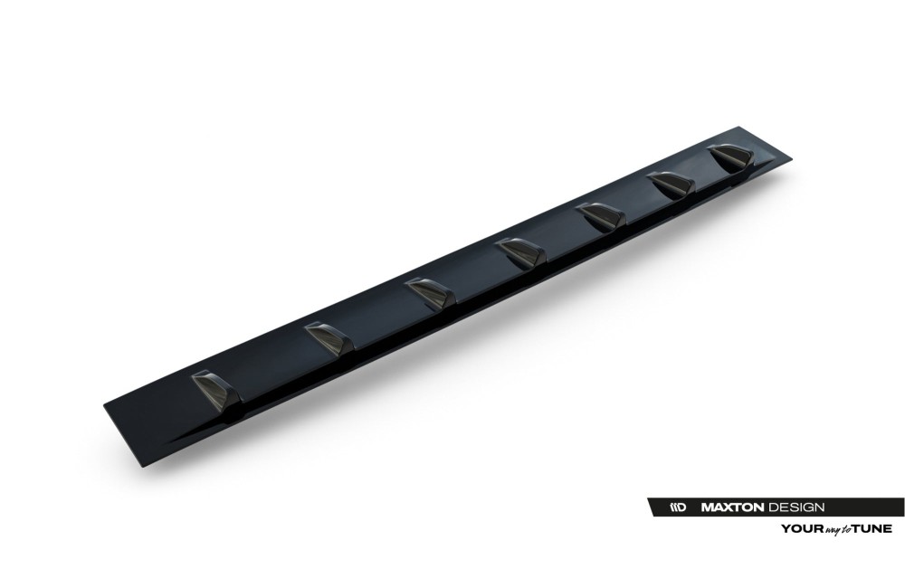 The extension of the rear window Subaru WRX STI Mk2