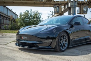 Front Splitter Tesla Model 3