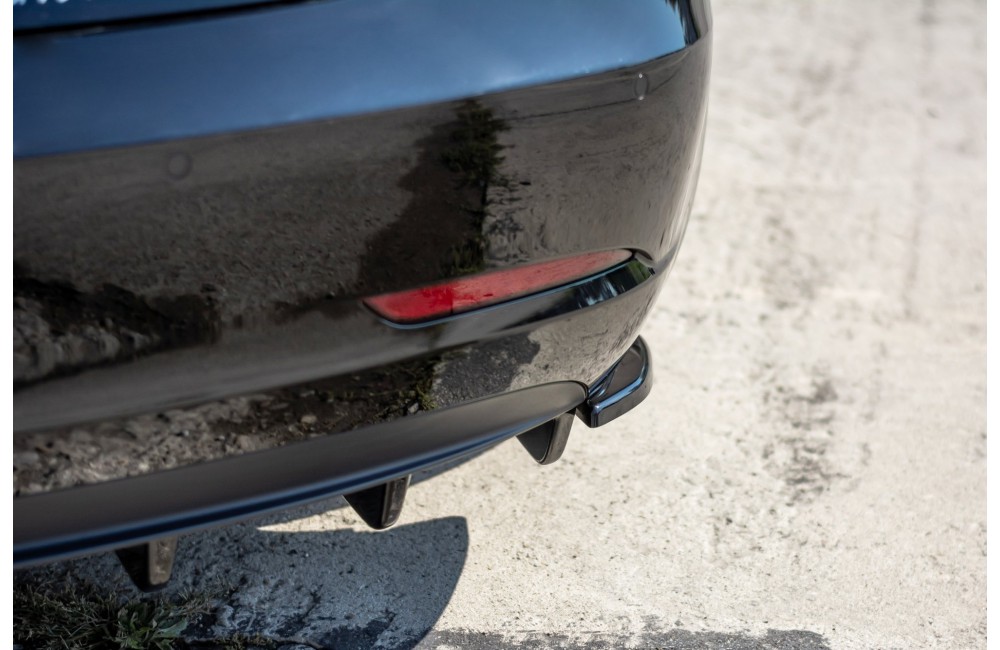Rear Side Splitters Tesla Model 3