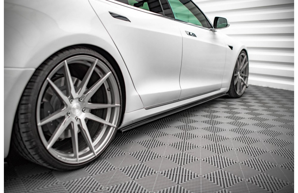 SIDE SKIRTS DIFFUSERS Tesla Model S Facelift