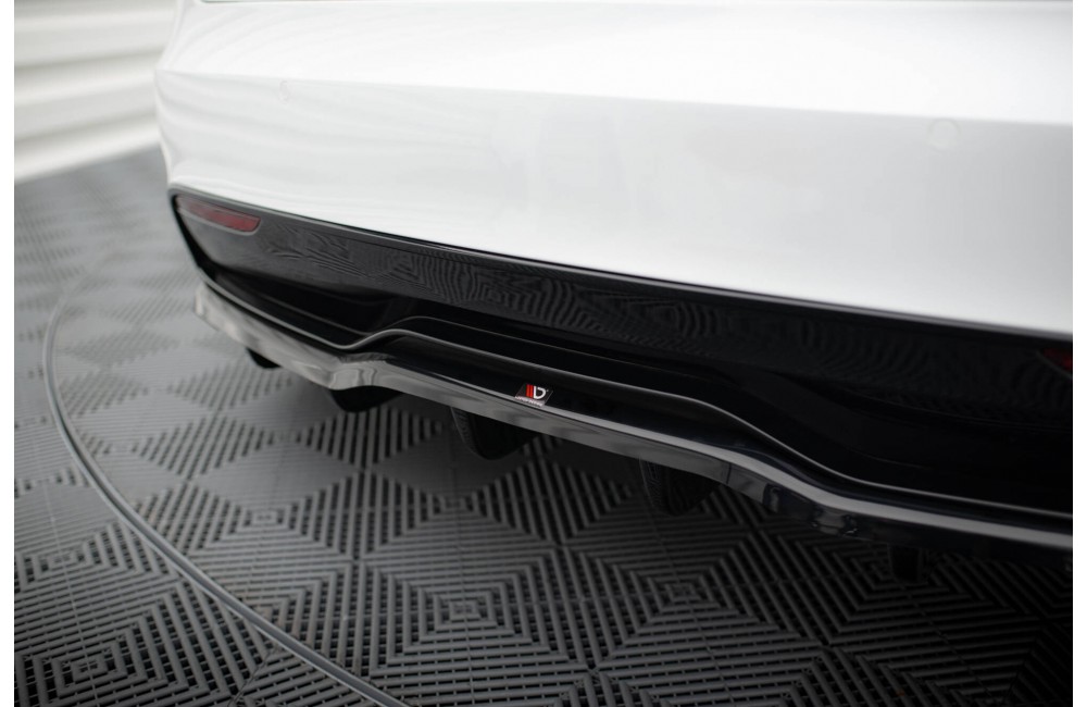 Rear Splitter (with vertical bars) V.1 Tesla Model S Plaid Mk1 Facelift