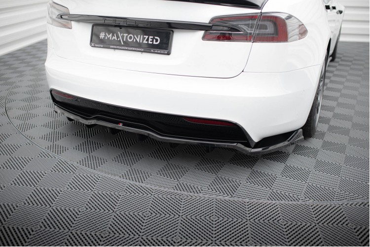 Πίσω Splitter (με κάθετες ράβδους) V.1 Tesla Model S Plaid Mk1 Facelift