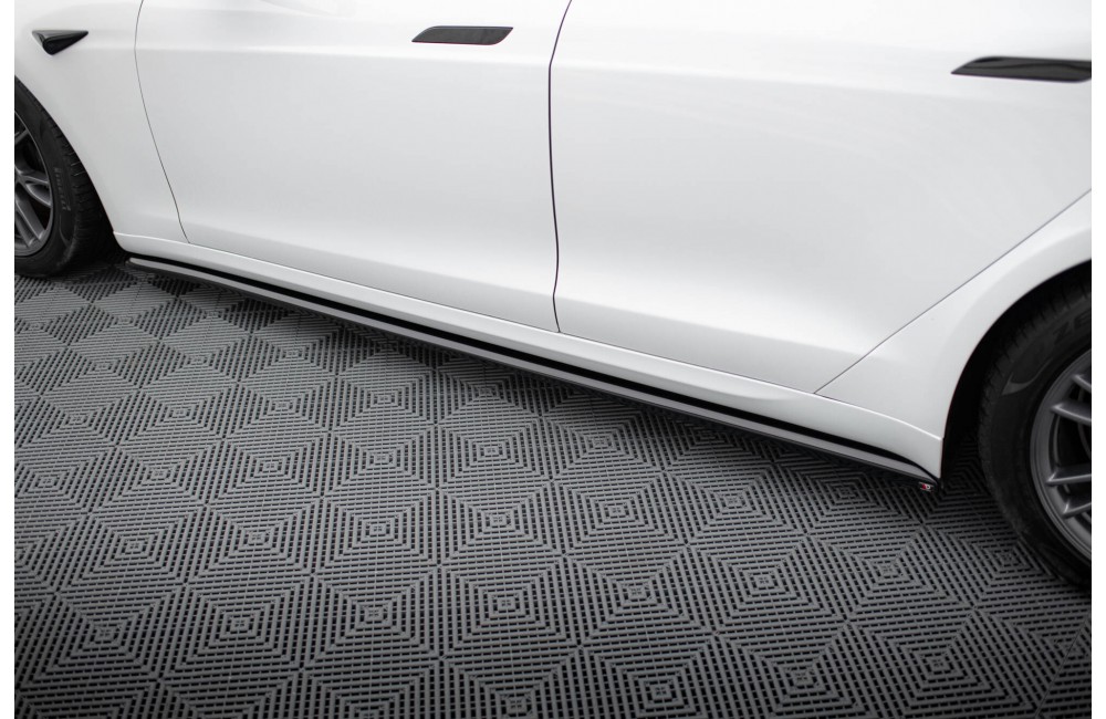 Side Skirts Diffusers V.2 Tesla Model S Plaid Mk1 Facelift