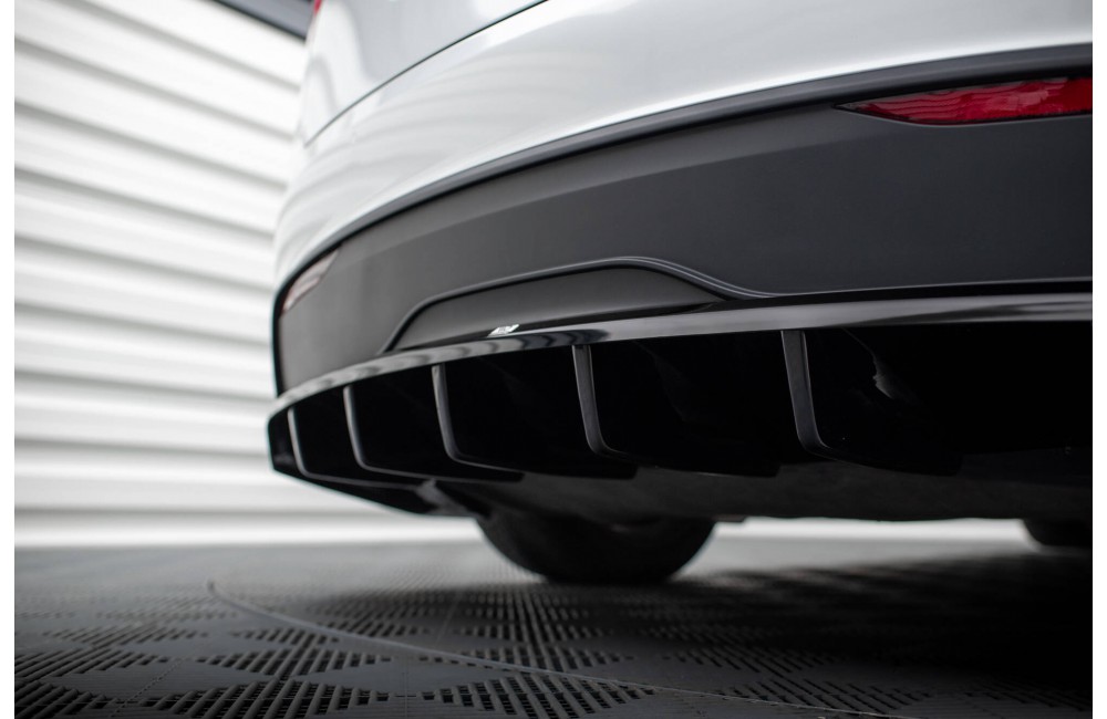 Rear Splitter (with vertical bars) Tesla Model X Mk1 Facelift