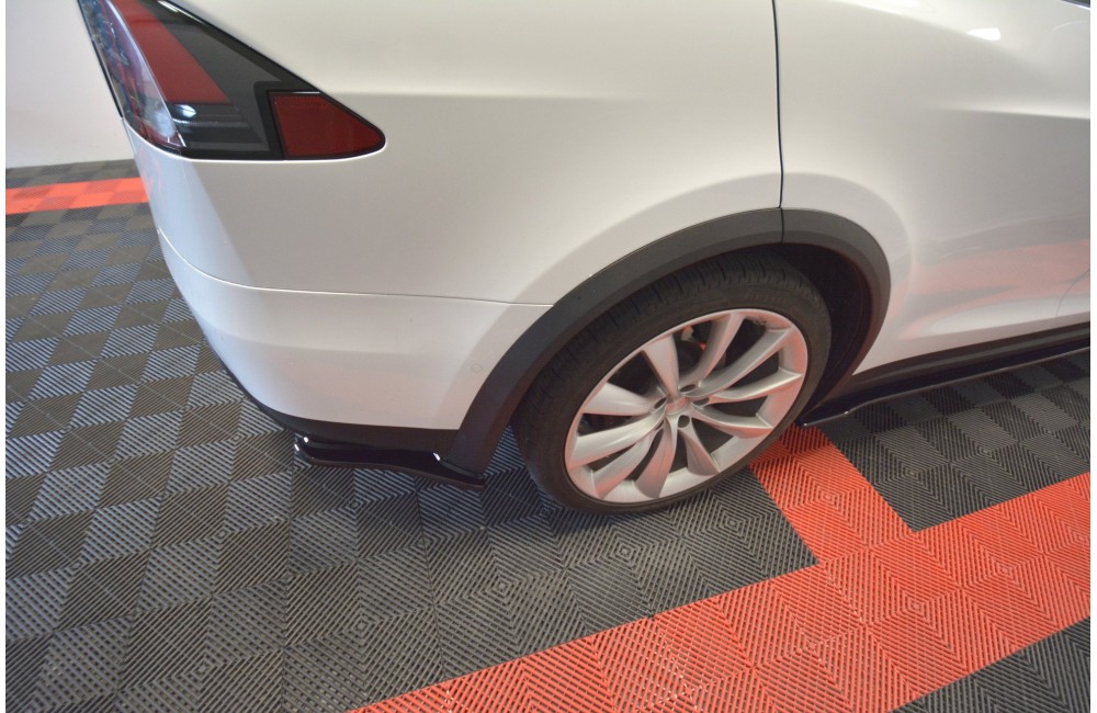 REAR SIDE SPLITTERS V.1 TESLA MODEL X