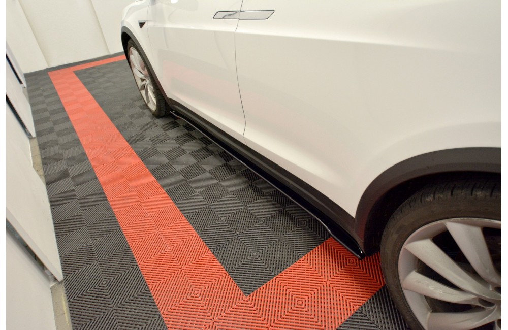 SIDE SKIRTS DIFFUSERS V.2 TESLA MODEL X