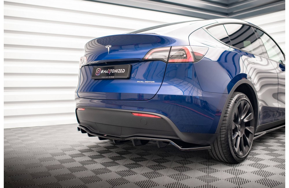 Rear Splitter (with vertical bars) Tesla Model Y