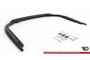 Rear Splitter (with vertical bars) Toyota Avensis Wagon Mk3 Facelift