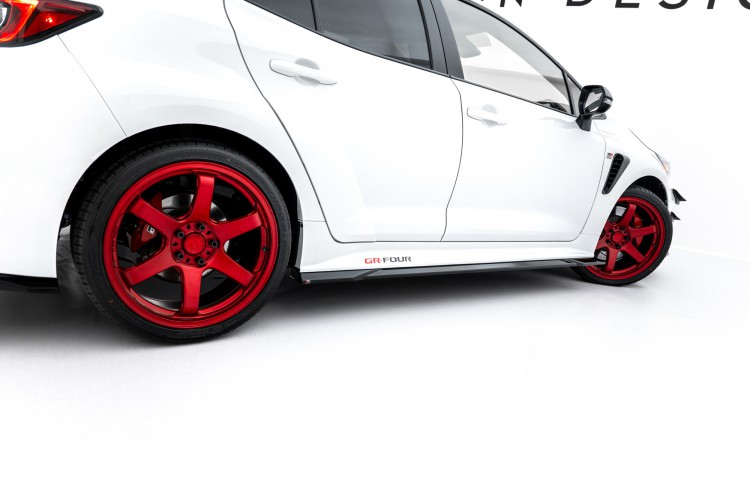 Πλευρικοί Skirts Diffusers V.1 Toyota GR Corolla Mk12