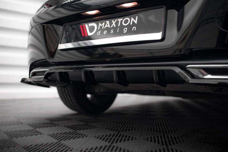 Πίσω splitter (με κατακόρυφες ράβδους) Toyota Corolla Hatchback Mk12