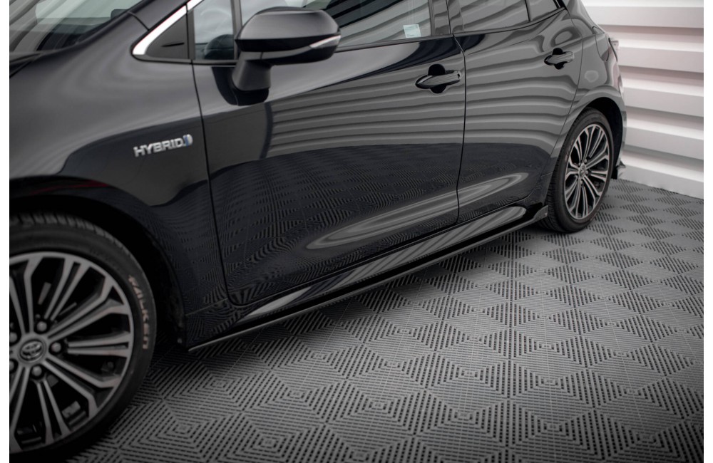 Side Skirts Diffusers Toyota Corolla XII Hatchback