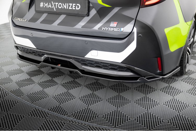 Πίσω splitter (με κάθετους στύλους) Toyota Corolla GR Sport Touring Sports XII