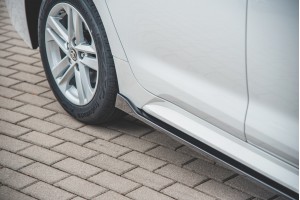 Side Skirts Diffusers Toyota Corolla XII Touring Sports