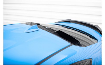 The extension of the rear window Subaru BRZ Mk2