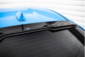 The extension of the rear window Subaru BRZ Mk2