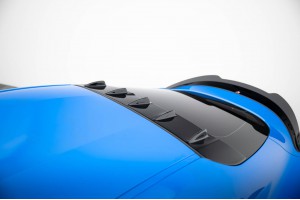 The extension of the rear window Toyota Supra Mk5