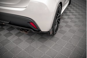 Rear Splitter V.1 + Flaps  Toyota Yaris Mk4