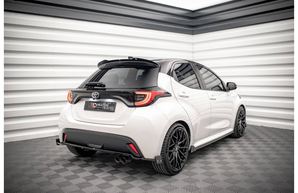Rear Splitter V.1 + Flaps  Toyota Yaris Mk4