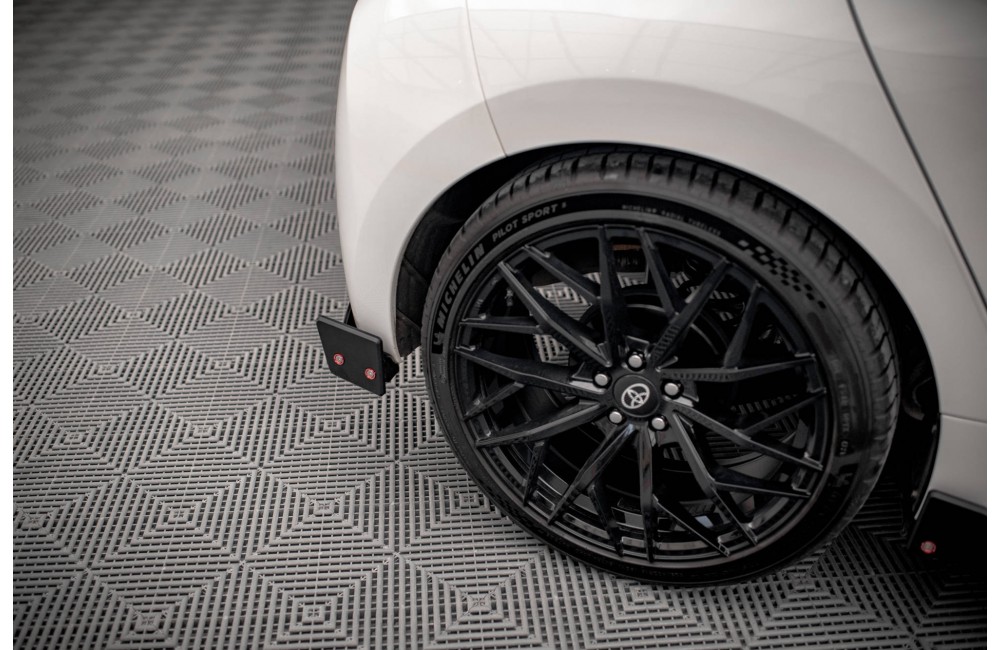 Rear Splitter V.1 + Flaps  Toyota Yaris Mk4