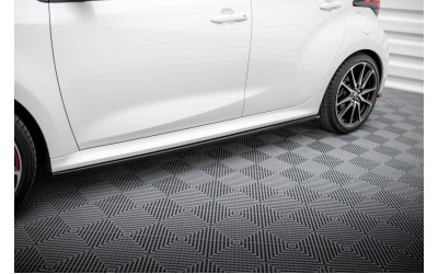 Side Skirts Diffusers V.2 Toyota Yaris Mk4