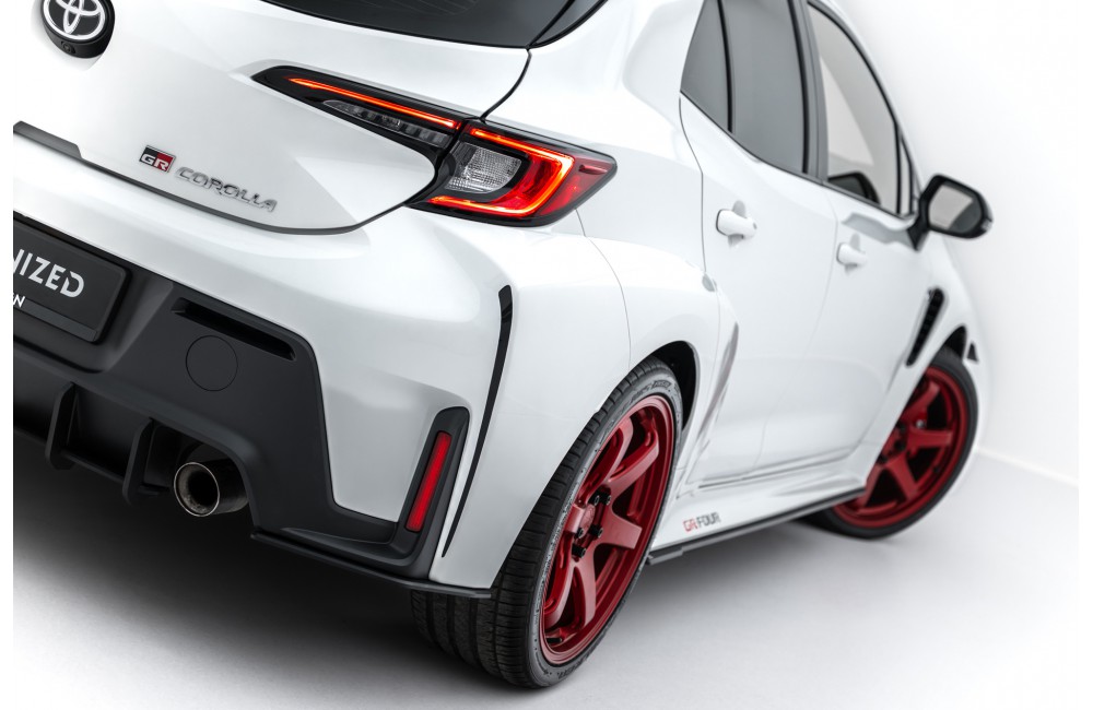 Street Pro Side Skirts Diffusers Toyota GR Corolla Mk12 - Black-Red Street Pro Side Skirts Diffusers Toyota GR Corolla Mk12 - Black-Red