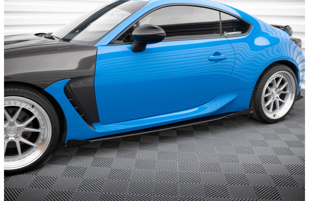 Street Pro Side Skirts Diffusers V.1 + Flaps Toyota GR86 Mk1 - Black + Gloss Flaps