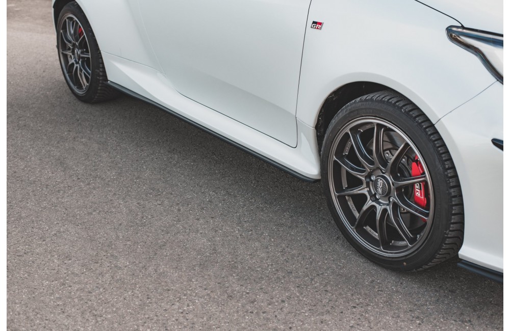 Street Pro Side Skirts Diffusers Toyota GR Yaris Mk4 - Black Street Pro Side Skirts Diffusers Toyota GR Yaris Mk4 - Black