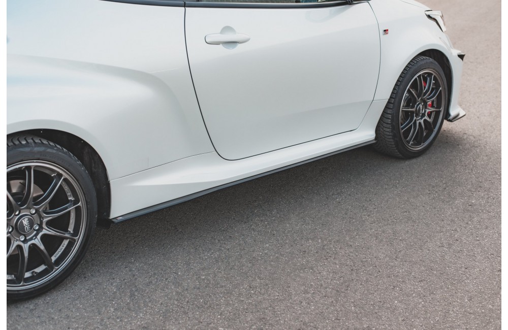 Street Pro Side Skirts Diffusers Toyota GR Yaris Mk4 - Black Street Pro Side Skirts Diffusers Toyota GR Yaris Mk4 - Black