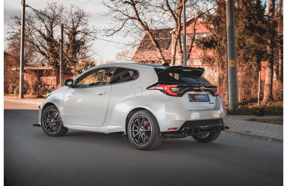 Street Pro Side Skirts Diffusers + Flaps Toyota GR Yaris Mk4 - Black + Gloss Flaps Street Pro Side Skirts Diffusers + Flaps Toyota GR Yaris Mk4 - Black + Gloss Flaps