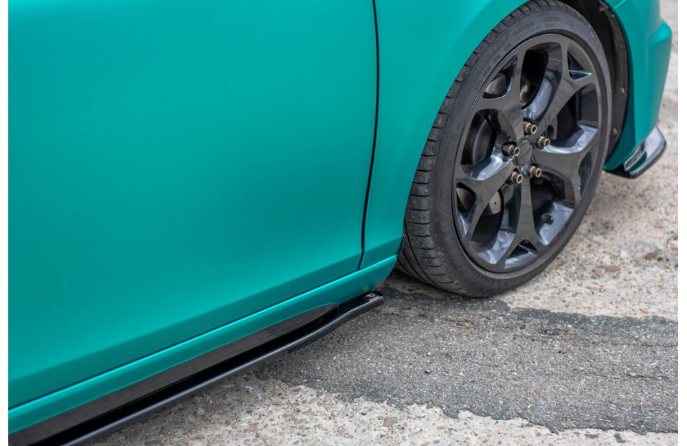 SIDE SKIRTS DIFFUSERS Volvo V40 R-design SIDE SKIRTS DIFFUSERS Volvo V40 R-design