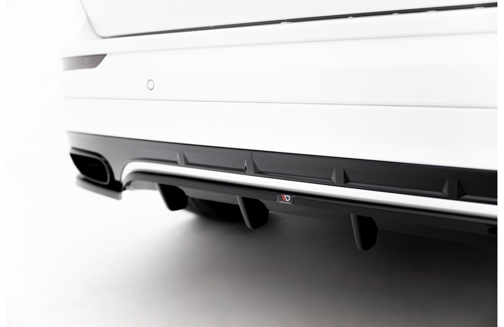 Rear Splitter (with vertical bars) Volvo XC60 Mk2 R-Design