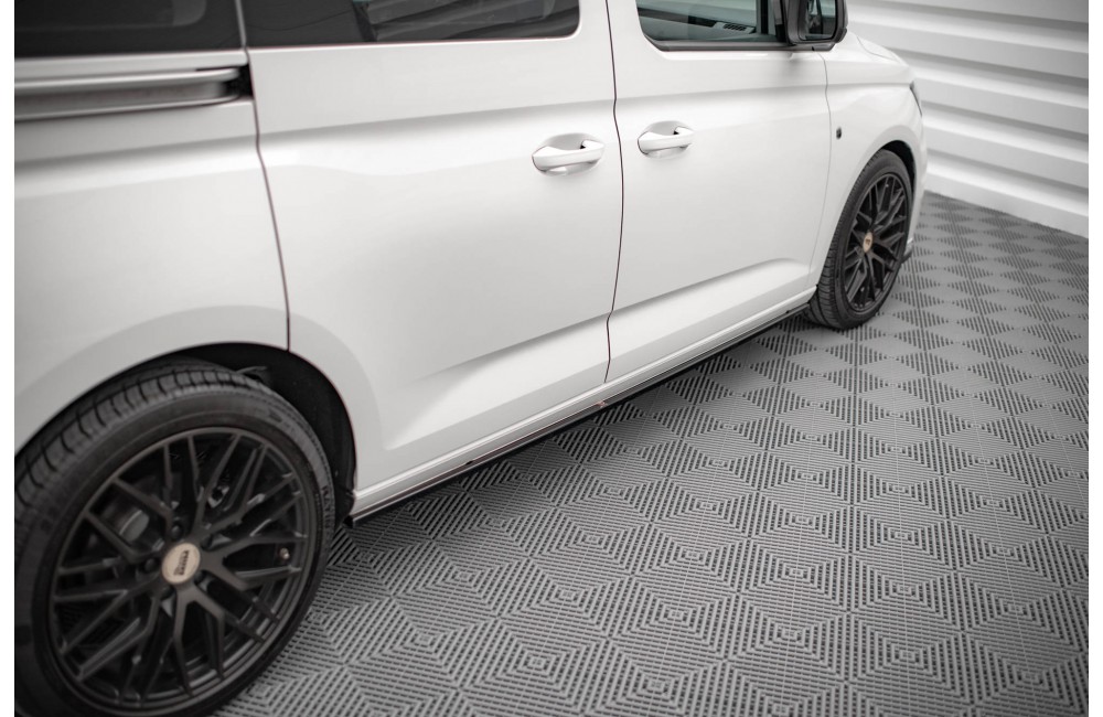 Side Skirts Diffusers Volkswagen Caddy Mk5 / Ford Transit Connect Mk3 Side Skirts Diffusers Volkswagen Caddy Mk5 / Ford Transit Connect Mk3