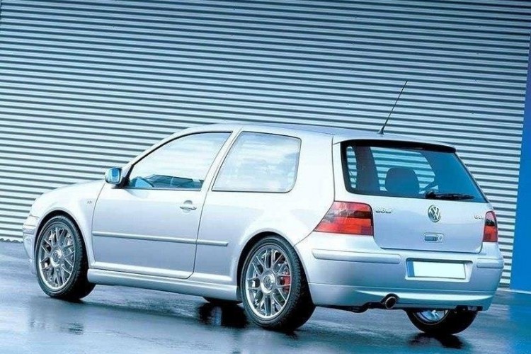 ΕΠΕΚΤΑΣΗ ΠΙΣΩ ΖΑΝΤΑΣ VW GOLF 4 25'TH ANNIVERSARY LOOK (με αεραγωγό εξάτμισης)