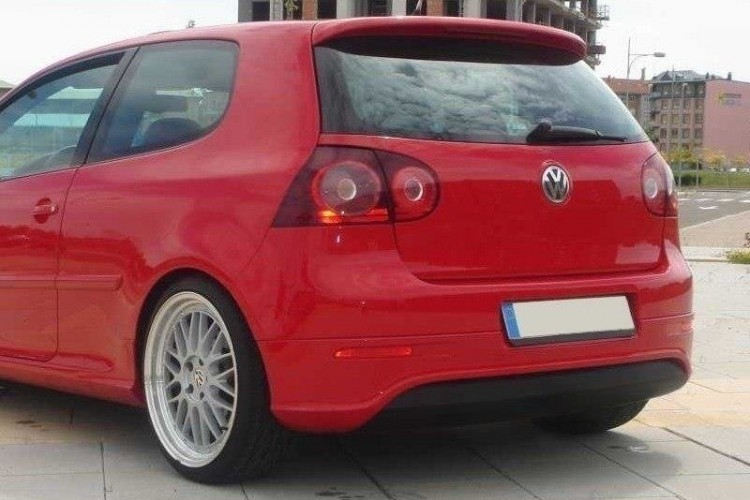 ΠΙΣΩ VALANCE VW GOLF V R32 (χωρίς τρύπα εξάτμισης, για στάνταρ εξάτμιση)