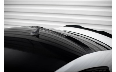 The extension of the rear window Volkswagen Passat GT B8 Facelift USA