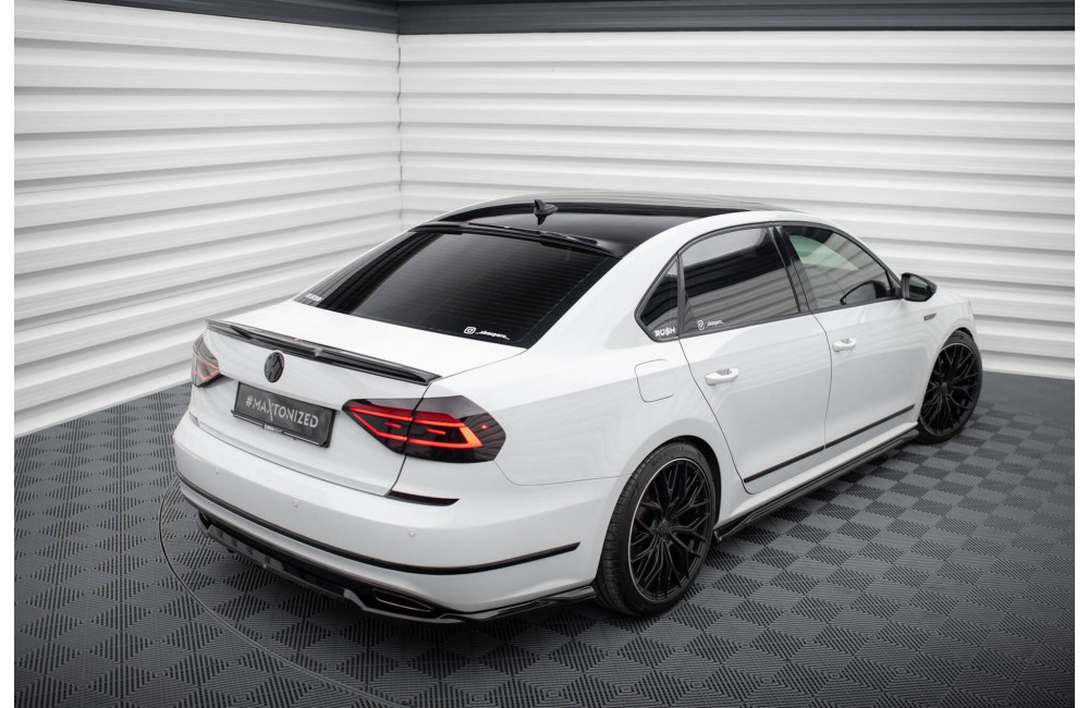 The extension of the rear window Volkswagen Passat GT B8 Facelift USA The extension of the rear window Volkswagen Passat GT B8 Facelift USA