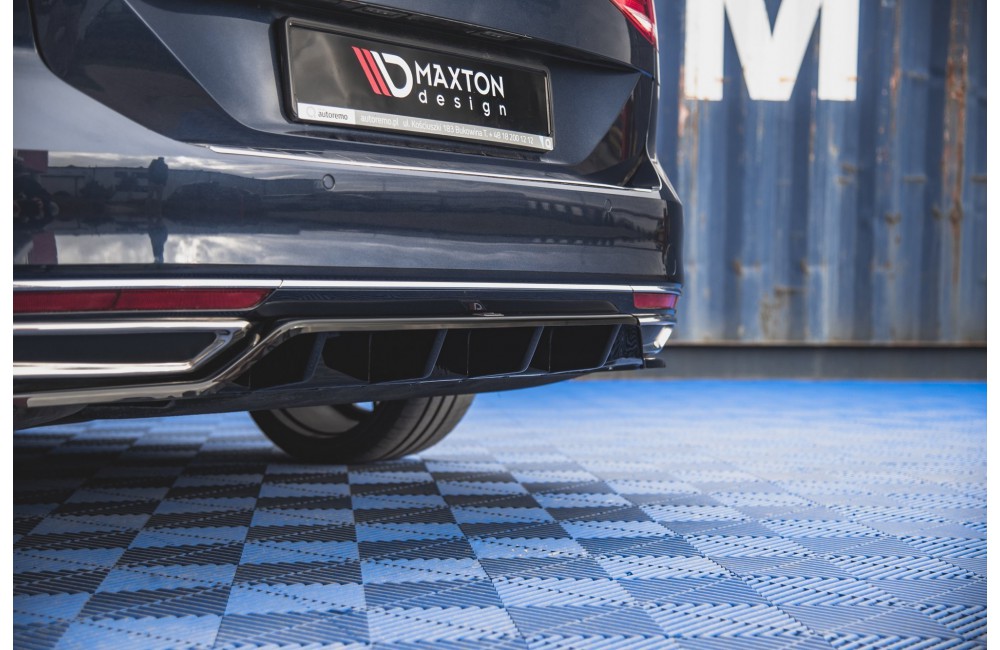 Rear Splitter (with vertical bars) Volkswagen Passat B8