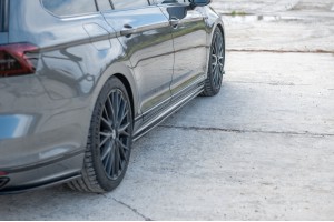 Side skirts Diffusers Volkswagen Passat R-Line B8 Side skirts Diffusers Volkswagen Passat R-Line B8