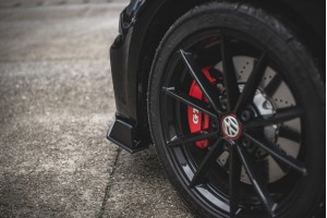 Street Pro Front Splitter VW Golf 7 GTI TCR - Black