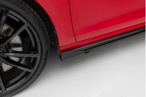 Street Pro Side Skirts Diffusers + Flaps Volkswagen Golf R / R-Line Mk7 Facelift - Black + Gloss Flaps Street Pro Side Skirts Diffusers + Flaps Volkswagen Golf R / R-Line Mk7 Facelift - Black + Gloss Flaps