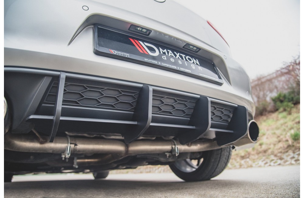 Street Pro Rear Diffuser V.2 VW Golf 7 GTI - Black
