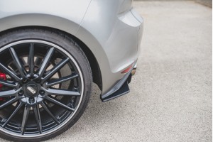 Street Pro Rear Side Splitters V.1 VW Golf 7 GTI - Black Street Pro Rear Side Splitters V.1 VW Golf 7 GTI - Black