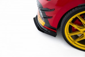 Street Pro Front Splitter + Flaps Volkswagen Golf GTI Clubsport Mk8 Facelift - Black + Gloss Flaps