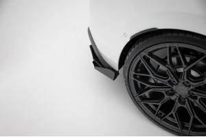 Rear Side Flaps Volkswagen Golf GTI / GTE / R-Line Mk8