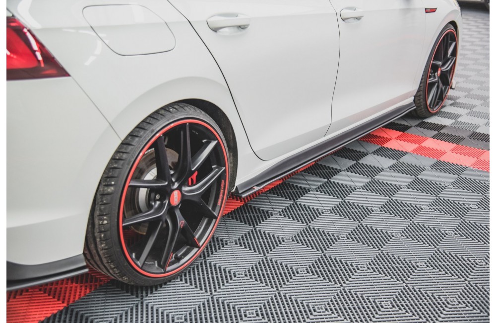 Street Pro Side Skirts Diffusers Volkswagen Golf GTI / GTE / GTI Clubsport / R-Line Mk8 - Black Street Pro Side Skirts Diffusers Volkswagen Golf GTI / GTE / GTI Clubsport / R-Line Mk8 - Black