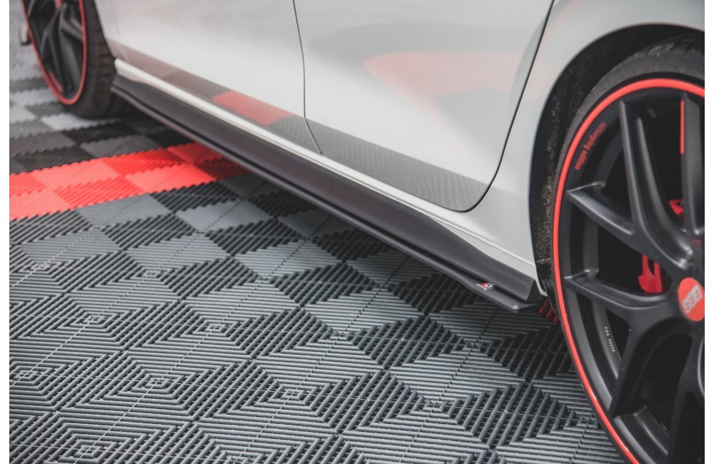 Street Pro Side Skirts Diffusers Volkswagen Golf GTI / GTE / GTI Clubsport / R-Line Mk8 - Black Street Pro Side Skirts Diffusers Volkswagen Golf GTI / GTE / GTI Clubsport / R-Line Mk8 - Black