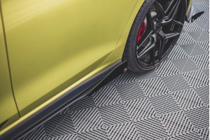 Street Pro Side Skirts Diffusers + Flaps Volkswagen Golf GTI / GTE / GTI Clubsport / R-Line Mk8 - Black + Gloss Flaps Street Pro Side Skirts Diffusers + Flaps Volkswagen Golf GTI / GTE / GTI Clubsport / R-Line Mk8 - Black + Gloss Flaps