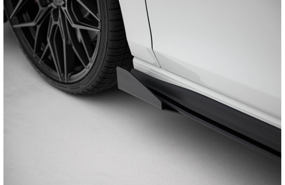 Street Pro Side Skirts Diffusers + Flaps Volkswagen Golf GTI Clubsport Mk8 Facelift - Black + Gloss Flaps Street Pro Side Skirts Diffusers + Flaps Volkswagen Golf GTI Clubsport Mk8 Facelift - Black + Gloss Flaps