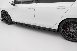 Street Pro Side Skirts Diffusers V.2 Volkswagen Golf GTI / GTE / GTI Clubsport / R-Line Mk8 - Black Street Pro Side Skirts Diffusers V.2 Volkswagen Golf GTI / GTE / GTI Clubsport / R-Line Mk8 - Black